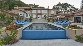 Swimming Pool and Spa with Firepit
